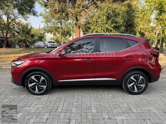 2023 ÇIKIŞL MG ZS EV LUXURY SERVİS BAKIMLIDI HATASIZ KM 79 BİNDE