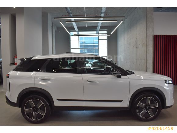 REFORM MOTORS 2024 JAECOO J7 1.6 EVOLVE 4X4"HEAD-UP+SOĞUTMA+SONY