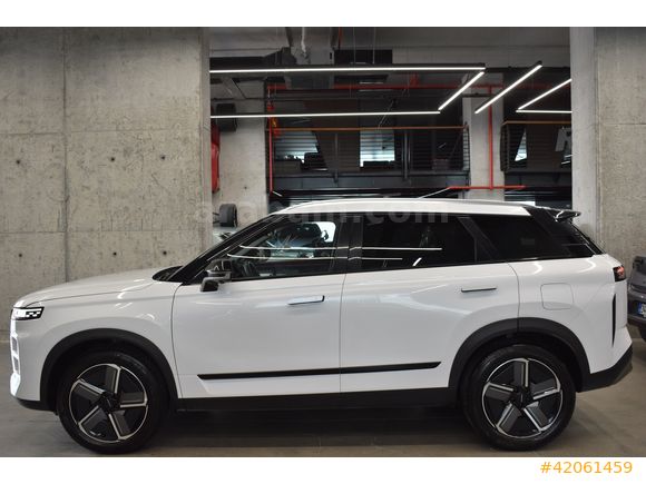 REFORM MOTORS 2024 JAECOO J7 1.6 EVOLVE 4X4"HEAD-UP+SOĞUTMA+SONY