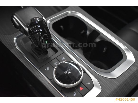 REFORM MOTORS 2024 JAECOO J7 1.6 EVOLVE 4X4"HEAD-UP+SOĞUTMA+SONY