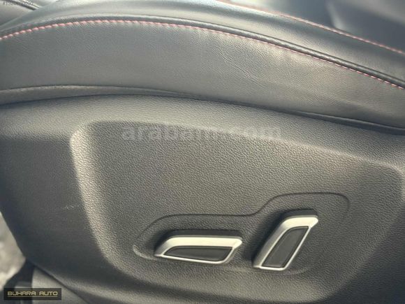 BUHARA AUTO'DAN 2023 MG HS YETKİLİ SERVİS BAKIMLI 19.000 KM'DE