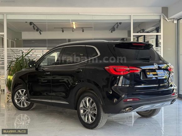 BUHARA AUTO'DAN 2023 MG HS YETKİLİ SERVİS BAKIMLI 19.000 KM'DE