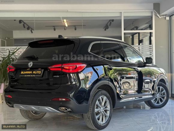 BUHARA AUTO'DAN 2023 MG HS YETKİLİ SERVİS BAKIMLI 19.000 KM'DE