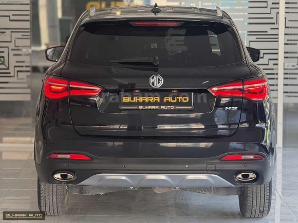 BUHARA AUTO'DAN 2023 MG HS YETKİLİ SERVİS BAKIMLI 19.000 KM'DE