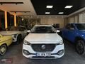 BOYASIZ 2023 MODEL MG HS 1.5 T-GDI LUXURY CAM TVN/360 ÇEVRE GPŞ.