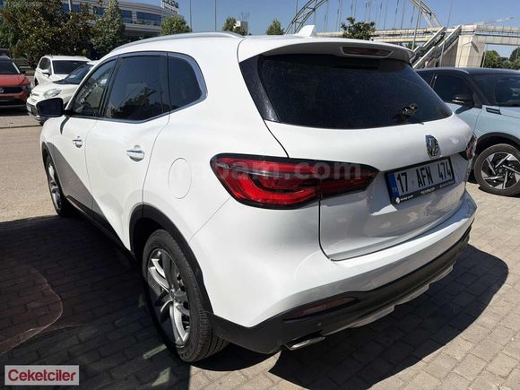 SUZUKİ & MG BAYİİNDEN MG HS LUXRY