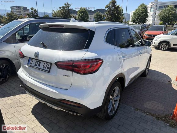 SUZUKİ & MG BAYİİNDEN MG HS LUXRY