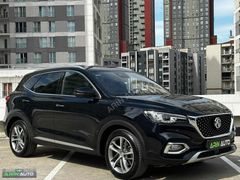0.99 kredi imkanı 2023 MG HS 1.5T-GDI LUXURY SİYAH KIRMIZI DERİ