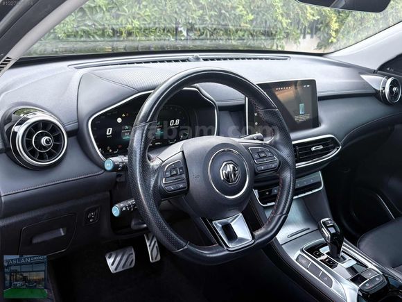 ASLAN GROUP'TAN MG HS 1.5 T-GDI LUXURY CAM TAVANLI