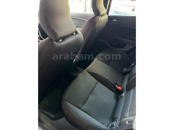 Sahibinden Renault Clio 1.0 TCe Touch 2023 Model