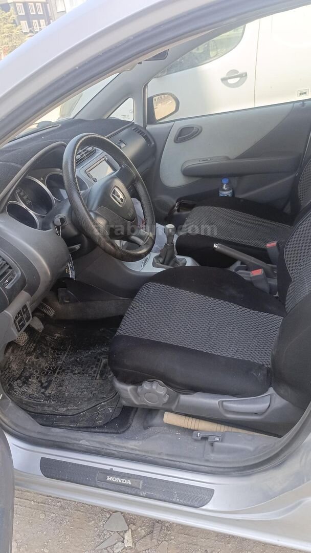 Sahibinden Honda City 1.4 Comfort 2006 Model 356.000 km Gri (Gümüş) 1