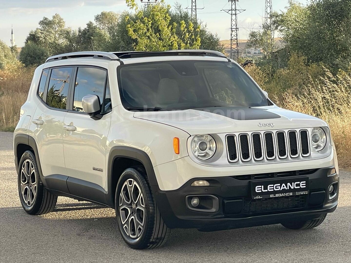 Galeriden Jeep Renegade 1.4 MultiAir Limited 2016 Model Ankara 165.000 km Beyaz 3