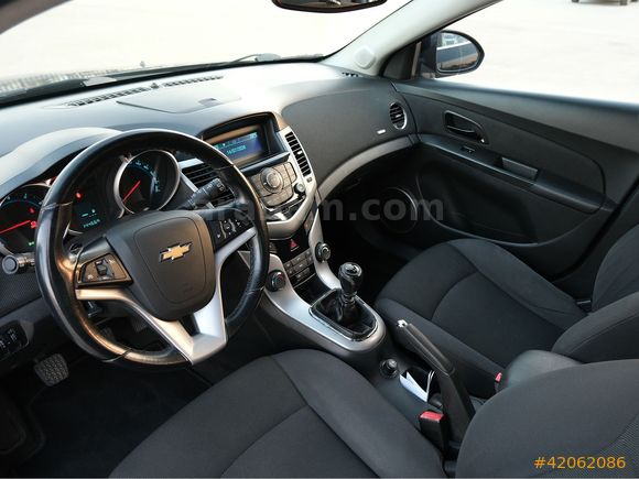 OTOSTORE'DAN Cruze HB 1.6 LT Plus MANUEL LPG'Lİ 2012