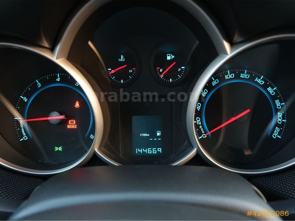 OTOSTORE'DAN Cruze HB 1.6 LT Plus MANUEL LPG'Lİ 2012