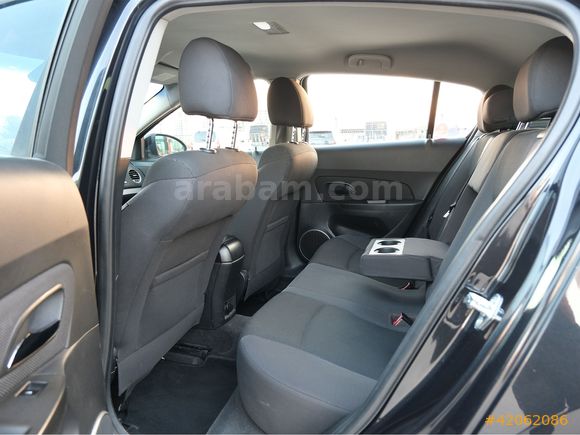 OTOSTORE'DAN Cruze HB 1.6 LT Plus MANUEL LPG'Lİ 2012
