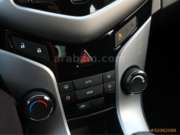 OTOSTORE'DAN Cruze HB 1.6 LT Plus MANUEL LPG'Lİ 2012