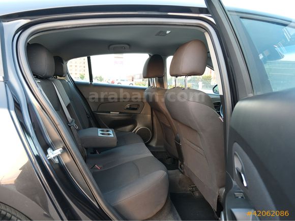 OTOSTORE'DAN Cruze HB 1.6 LT Plus MANUEL LPG'Lİ 2012