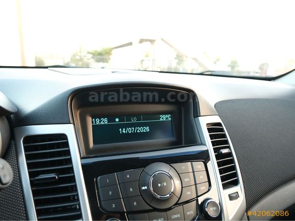 OTOSTORE'DAN Cruze HB 1.6 LT Plus MANUEL LPG'Lİ 2012
