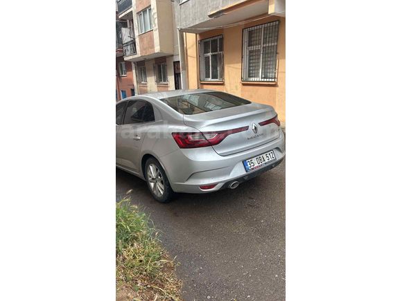 Sahibinden Renault Megane 1.5 dCi Touch 2018 Model 