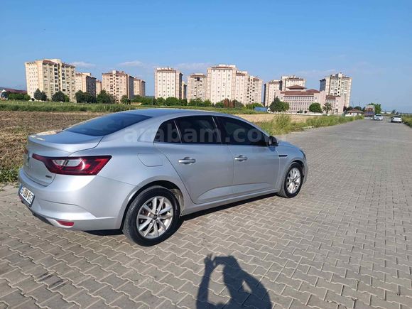 Sahibinden Renault Megane 1.5 dCi Touch 2018 Model 