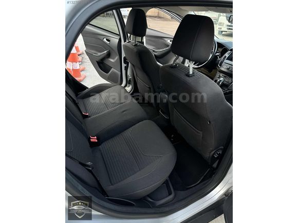 İLK SAHİBİNDEN 2015 MODEL 80 BİN KM DE 1.6 OTOMATİK TİTANİUM