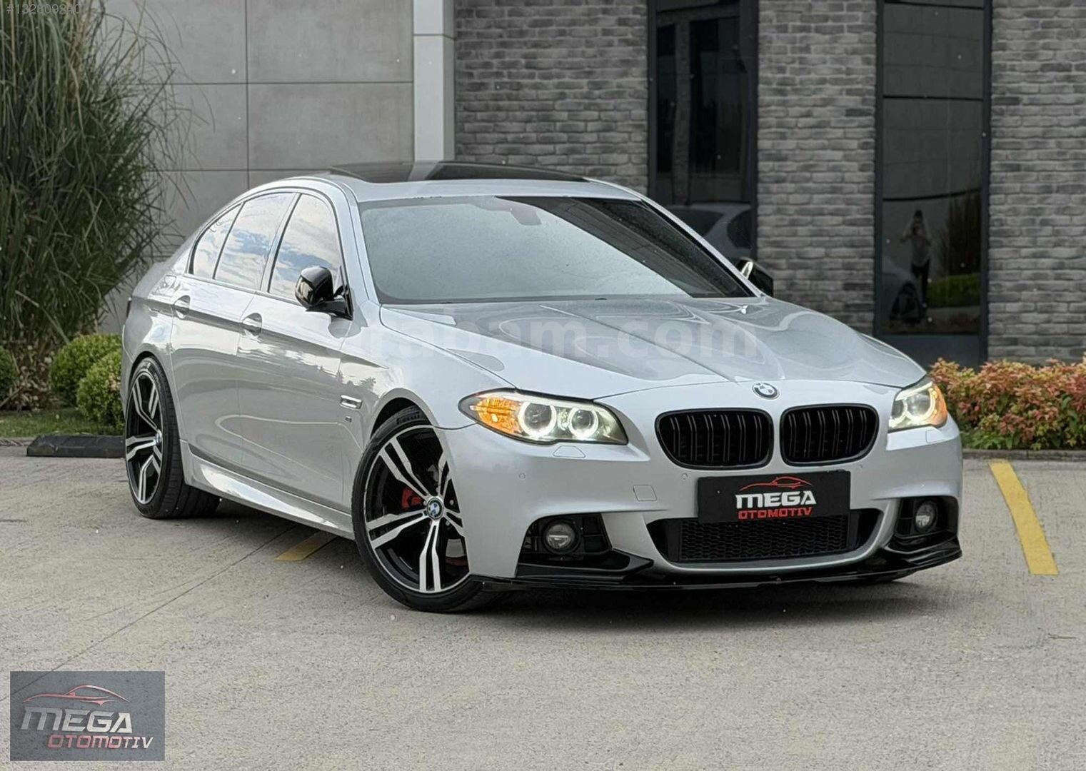 Galeriden BMW 5 Serisi 525d xDrive Executive M Sport 2014 Model Sakarya 260.000 km Gri 3