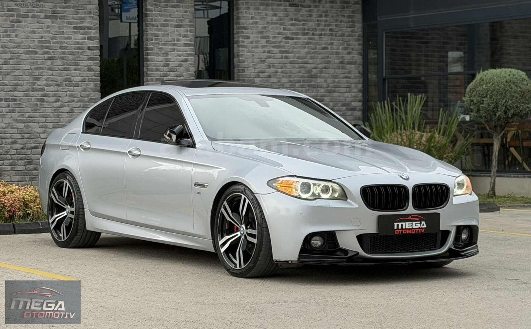 Galeriden BMW 5 Serisi 525d xDrive Executive M Sport 2014 Model Sakarya 260.000 km Gri 2