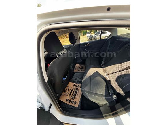 Sahibinden Ford Focus 1.0 EcoBoost Titanium Stil 2023 Model 