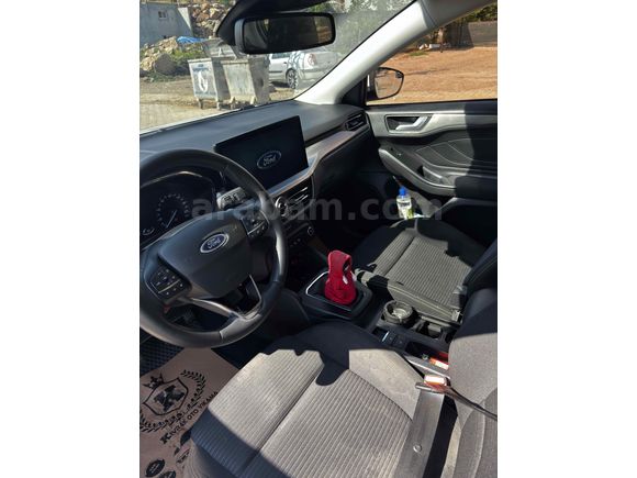 Sahibinden Ford Focus 1.0 EcoBoost Titanium Stil 2023 Model 