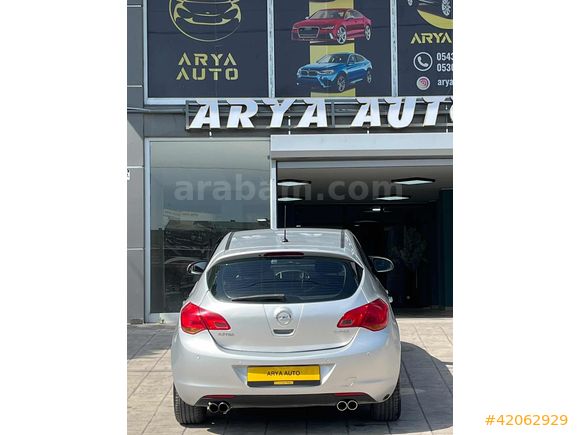 OPEL ASTRA 2010 MODEL (MOTOR YAPILMASI GEREKLİ)