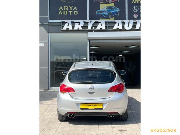 OPEL ASTRA 2010 MODEL (MOTOR YAPILMASI GEREKLİ)