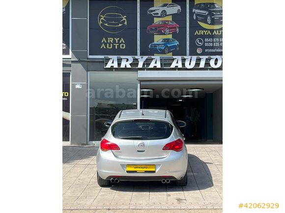 OPEL ASTRA 2010 MODEL (MOTOR YAPILMASI GEREKLİ)
