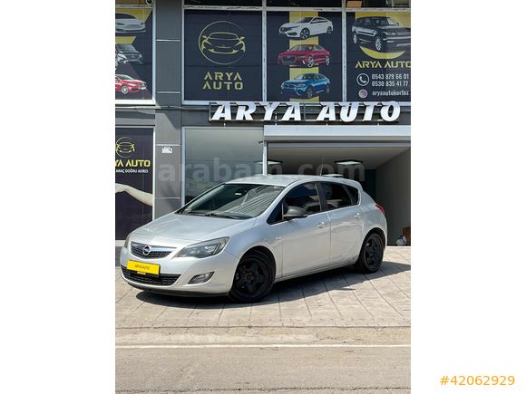 OPEL ASTRA 2010 MODEL (MOTOR YAPILMASI GEREKLİ)