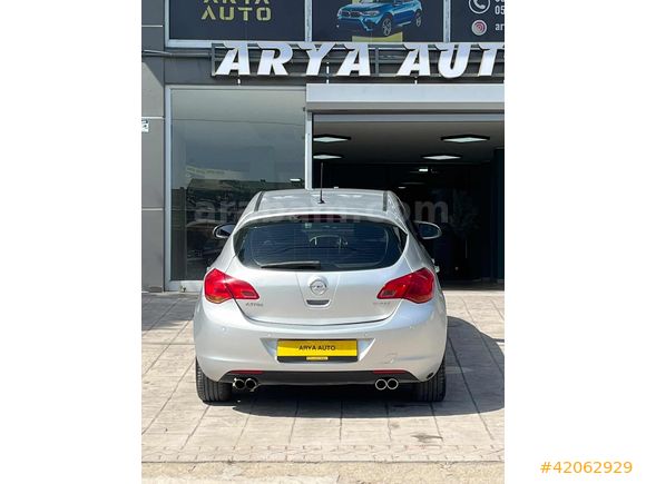 OPEL ASTRA 2010 MODEL (MOTOR YAPILMASI GEREKLİ)