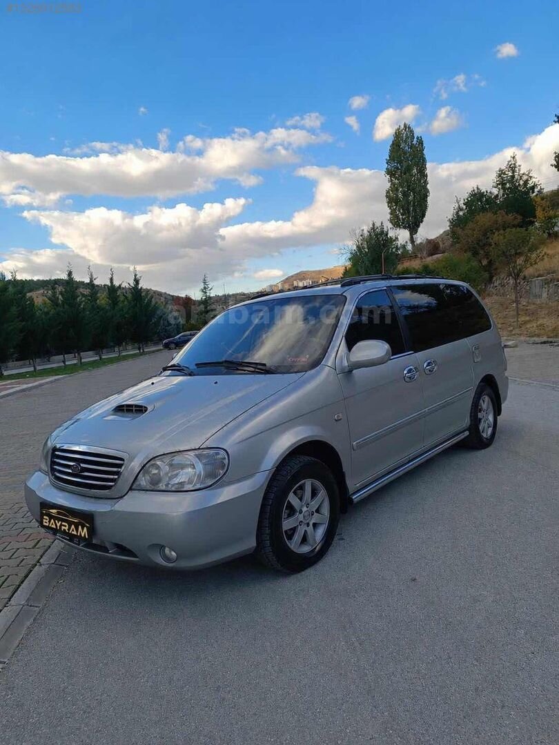 Galeriden Kia Carnival 2.9 CRDi Premium 2003 Model Ankara 300.000 km Gri 3