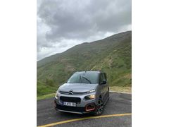 SHİNE BOLD XTR (ful paket) Sahibinden Citroen Berlingo 1.5 BlueHDI Shine Bold 2024 Model  37.000 km Gri (metalik)