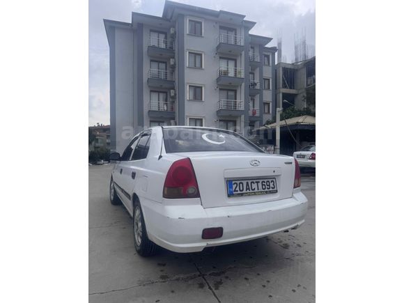 Sahibinden Hyundai Accent 1.5 CRDi Admire 2003 Model 