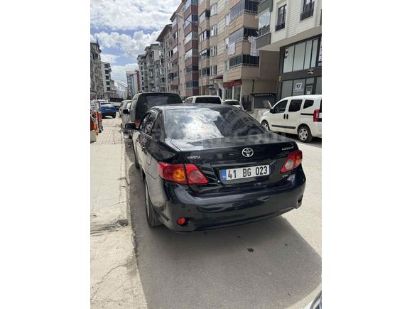Sahibinden Toyota Corolla 1.4 D-4D Class 2009 Model  327.000 km Siyah