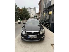 Sunroof Skoda Octavia 1.6 TDI Elegance CR 2011 Model 
