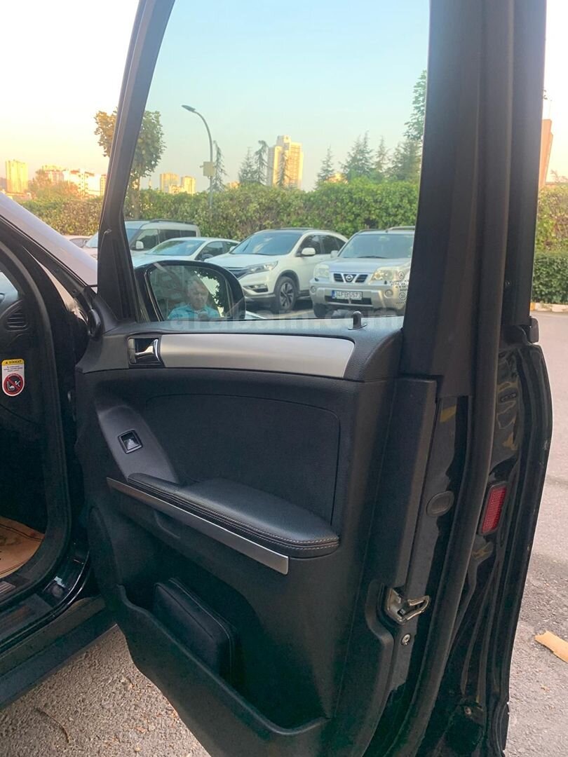 Sahibinden Mercedes - Benz ML 320 CDI 2008 Model İstanbul 235.000 km Siyah 7