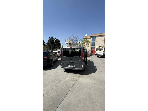 Sahibinden Renault Trafic Multix 2.0 dCi 2011 Model 