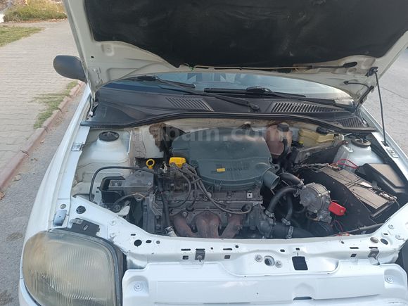 Sahibinden Renault Clio 1.4 RNA 2000 Model Malatya