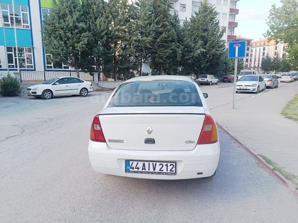 Sahibinden Renault Clio 1.4 RNA 2000 Model Malatya