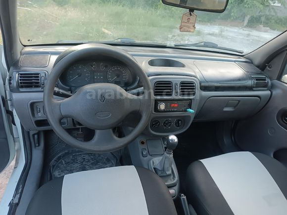 Sahibinden Renault Clio 1.4 RNA 2000 Model Malatya