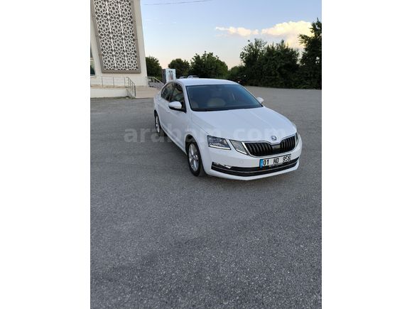 107 BİN de  2019 Octavia STYLE sahibinden