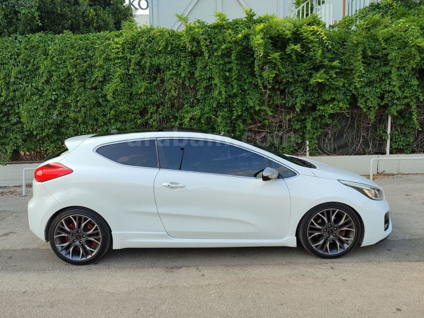 KOTA MOTORS / KIA PRO CEED 1.6 GDI GT 2