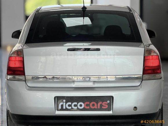 EMSALSİZ TEMİZLİKTE KLİMALI VECTRA C 2005 MODEL(BODRUM'DA)