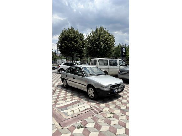 Sahibinden Opel Astra 1.4 Classic 2000 Model 