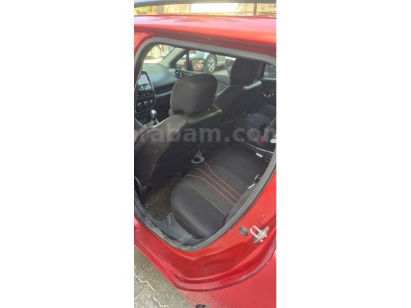 temiz 2013 model clio yeni vizeli