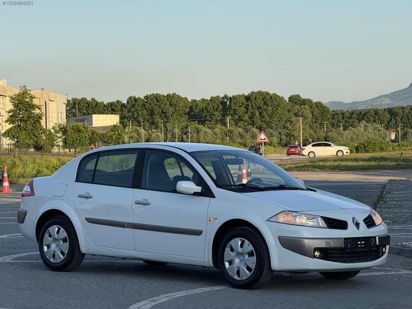 Hatasız 225 bin km megane